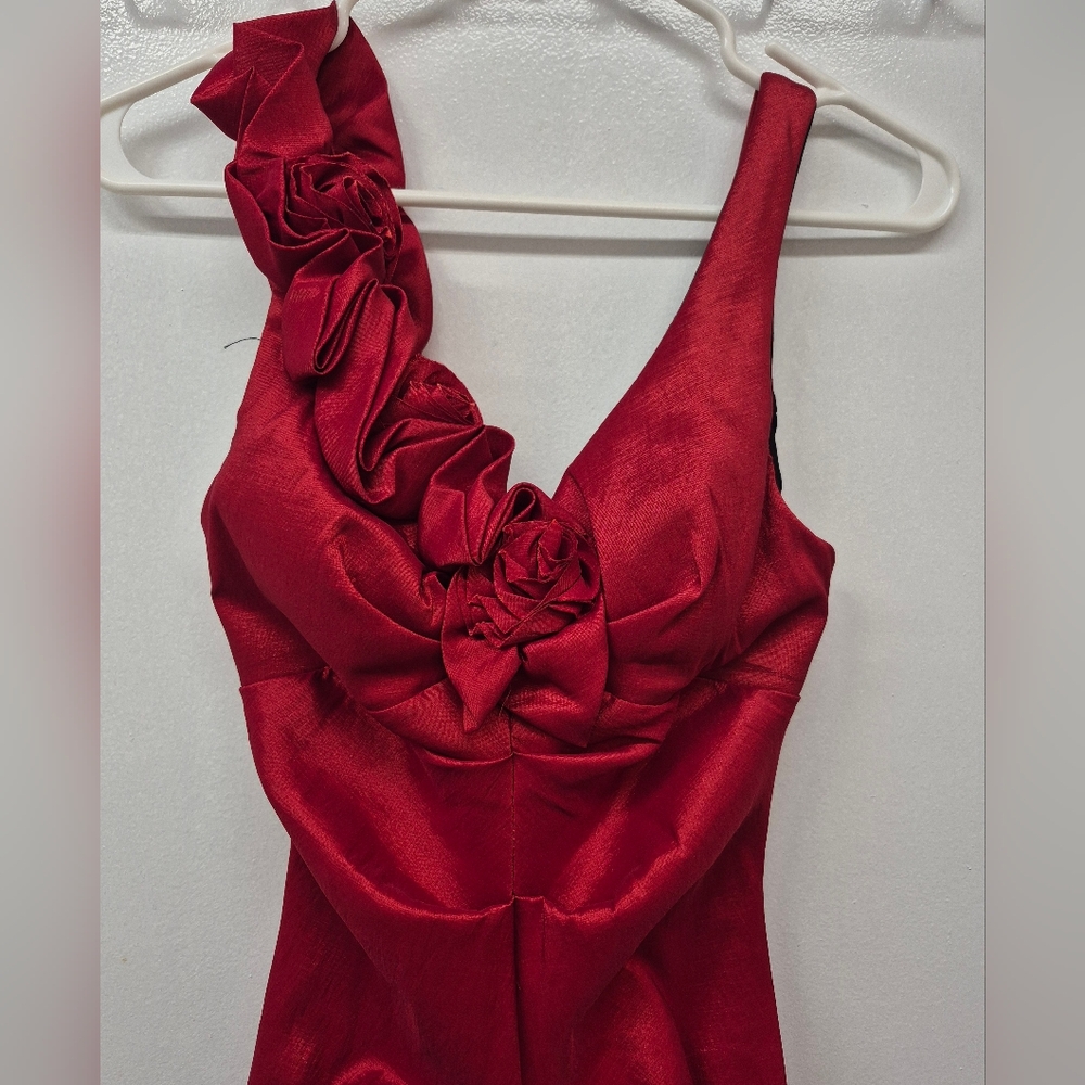 Red One-Shoulder Ruching Mermaid Prom Dress - Picture 2 of 4